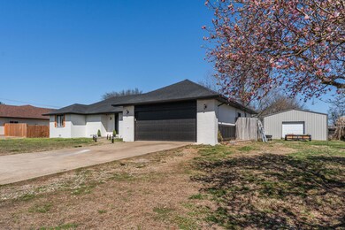 907 Huckleberry Ct, Nixa, MO 65714 - photo 4