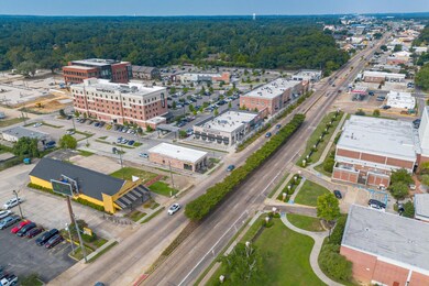 2908 Hardy St, Hattiesburg, MS 39401 - photo 4