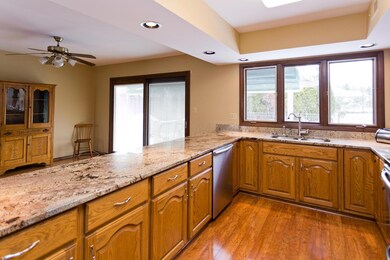 1174 Rockport Ln, Columbus, OH 43235 - photo 6