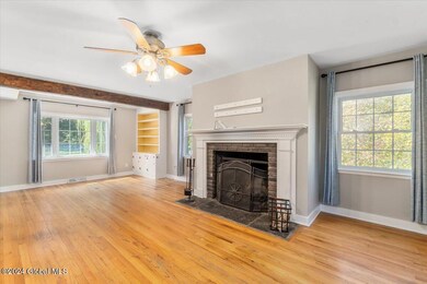 1189 Mohawk Rd, Schenectady, NY 12309 - photo 7