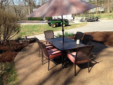 700 Narrows Rd, Shelbyville, TN 37160 - photo 2