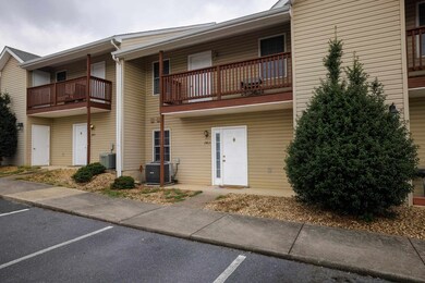 2413 Mosby Ct unit 9, Harrisonburg, VA 22801 - photo 3