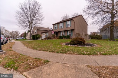 102 Penns Grant Dr, Morrisville, PA 19067 - photo 2