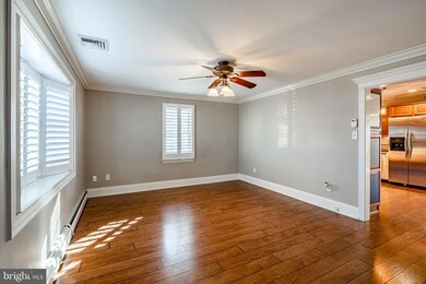 22 W 10th St, Pottstown, PA 19464 - photo 6