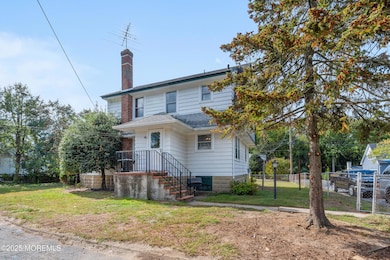 22 Mercer Ave, Port Monmouth, NJ 07758 - photo 2