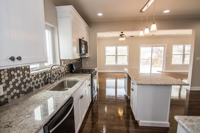 600 5th St, Keyport, NJ 07735 - photo 5