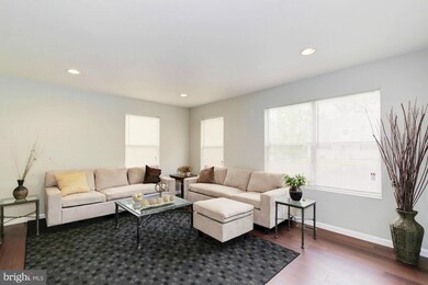 6003 Pemberton Ln, Hyattsville, MD 20785 - photo 2