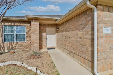 2209 Belmont Park Dr, Denton, TX 76210 - photo 3