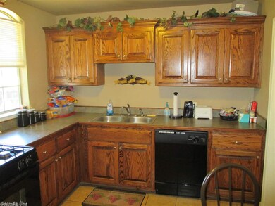 612 E Gum St, Sheridan, AR 72150 - photo 2