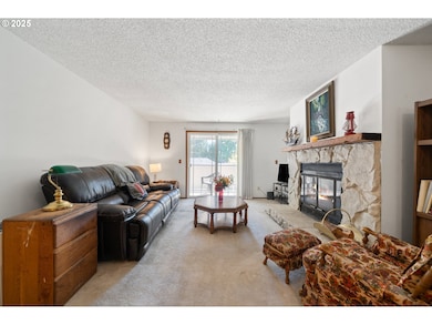 29700 SW Courtside Dr unit 40, Wilsonville, OR 97070 - photo 6