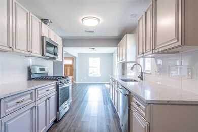 1419 Tarley St, Houston, TX 77009 - photo 7