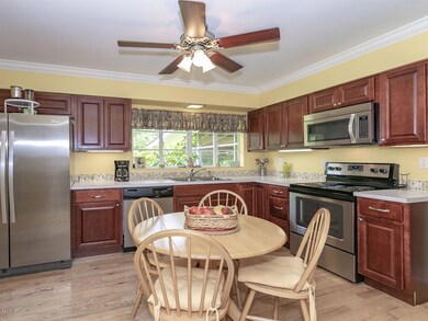 6134 Catoma St, Jacksonville, FL 32244 - photo 4