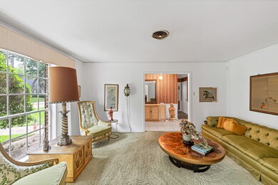 10019 Lynbrook Dr, Houston, TX 77042 - photo 6