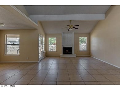 13928 Pete La Rue Cir, Horizon City, TX 79928 - photo 3