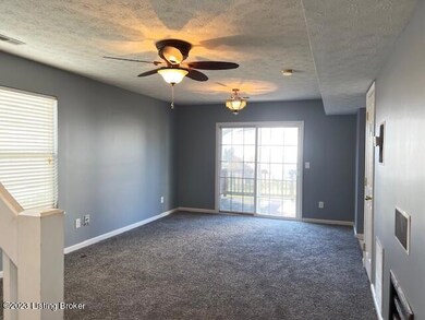 6926 Arbor Creek Dr unit 82, Louisville, KY 40228 - photo 2