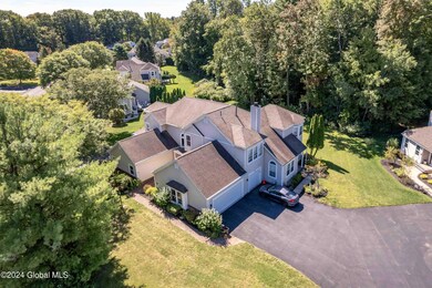 94 Killarney Dr, Schenectady, NY 12309 - photo 5