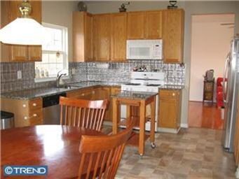 107 Revere Dr, Woodbury, NJ 08096 - photo 4