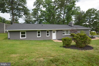 2401 Spring St, Dunn Loring, VA 22027 - photo 2