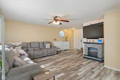 2564 Woodfield Blvd, Franklin, IN 46131 - photo 7