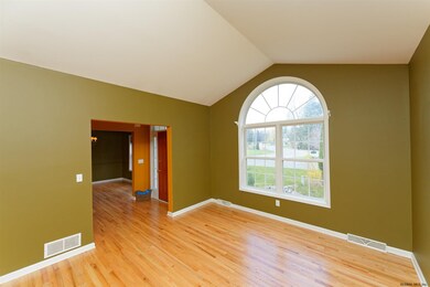 35 Kara Ln, Clifton Park, NY 12065 - photo 5