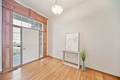 15142 Clearview Ln, Urbandale, IA 50323 - photo 3