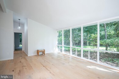 11516 Highview Ave, Silver Spring, MD 20902 - photo 5