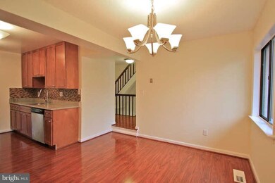 8533 Gwynedd Way, Springfield, VA 22153 - photo 4