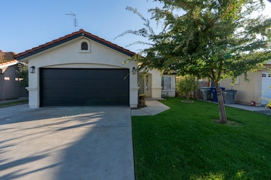 4239 W Cambridge Ave, Fresno, CA 93722 - photo 5