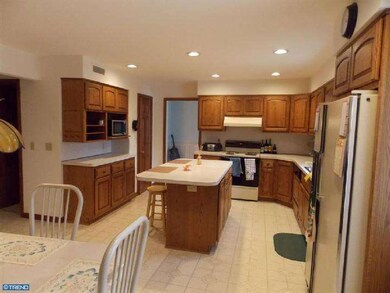 1827 Wynnewood Dr, Vineland, NJ 08361 - photo 7