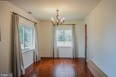 360 Gatewater Ct unit D APT 202, Glen Burnie, MD 21060 - photo 2