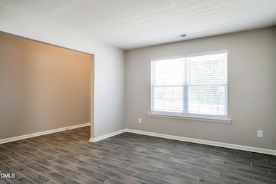 007-photo-office-10887507