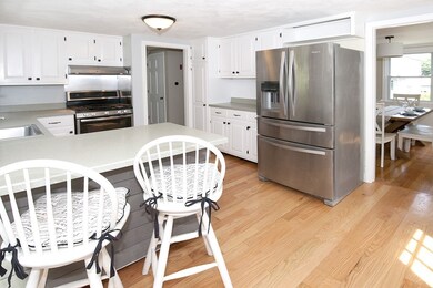 49 Moffatt Rd, Salem, MA 01970 - photo 5