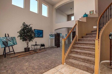 Entry/Living Room