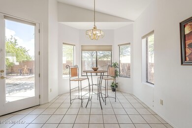 9166 E Dawn Post Rd, Tucson, AZ 85749 - photo 6