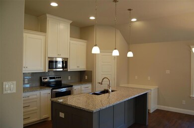 933 E 5th St, Springtown, TX 76082 - photo 7