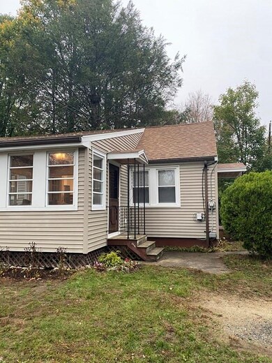 33 Emmett Ave, North Dartmouth, MA 02747 - photo 3