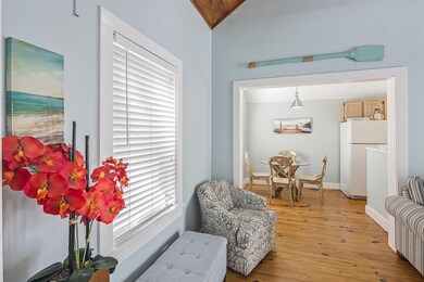 812 Simonton-13