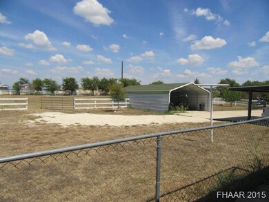 907 Green Leaf Dr, Copperas Cove, TX 76522 - photo 6