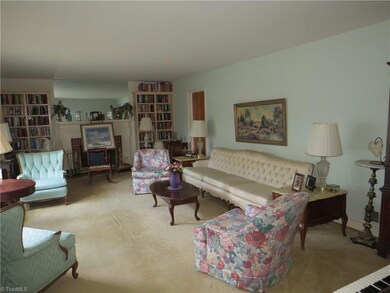 508 Montgomery St, Reidsville, NC 27320 - photo 5