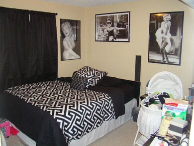 8205 Casualwood Way, Louisville, KY 40291 - photo 6