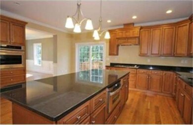 3 Pinevale Ave, Burlington, MA 01803 - photo 4