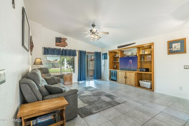 Living Room - Built In Cabinets
