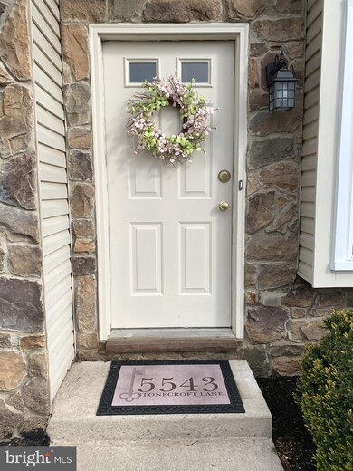 5543 Stonecroft Ln, Allentown, PA 18106 - photo 3