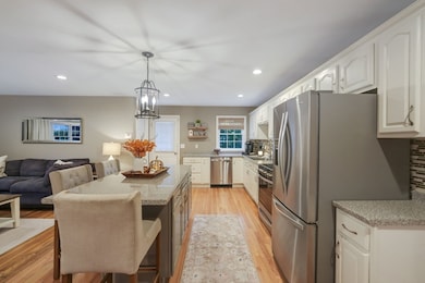 33 William St, Westport, MA 02790 - photo 7