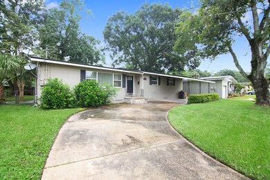6157 Harvin Rd, Jacksonville, FL 32216 - photo 3