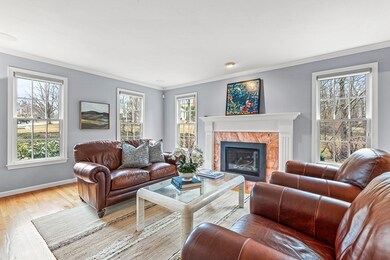 64 Algonquian Dr, Natick, MA 01760 - photo 4