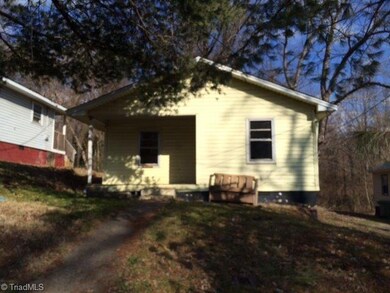 232 Lytle St, Reidsville, NC 27320 - photo 5