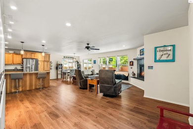 1105 Honeysuckle Ave, Sandpoint, ID 83864 - photo 3