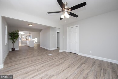 112 Underwood Ave, West Deptford, NJ 08096 - photo 7