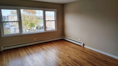 539 Ida Ct unit 2, Mount Prospect, IL 60056 - photo 2